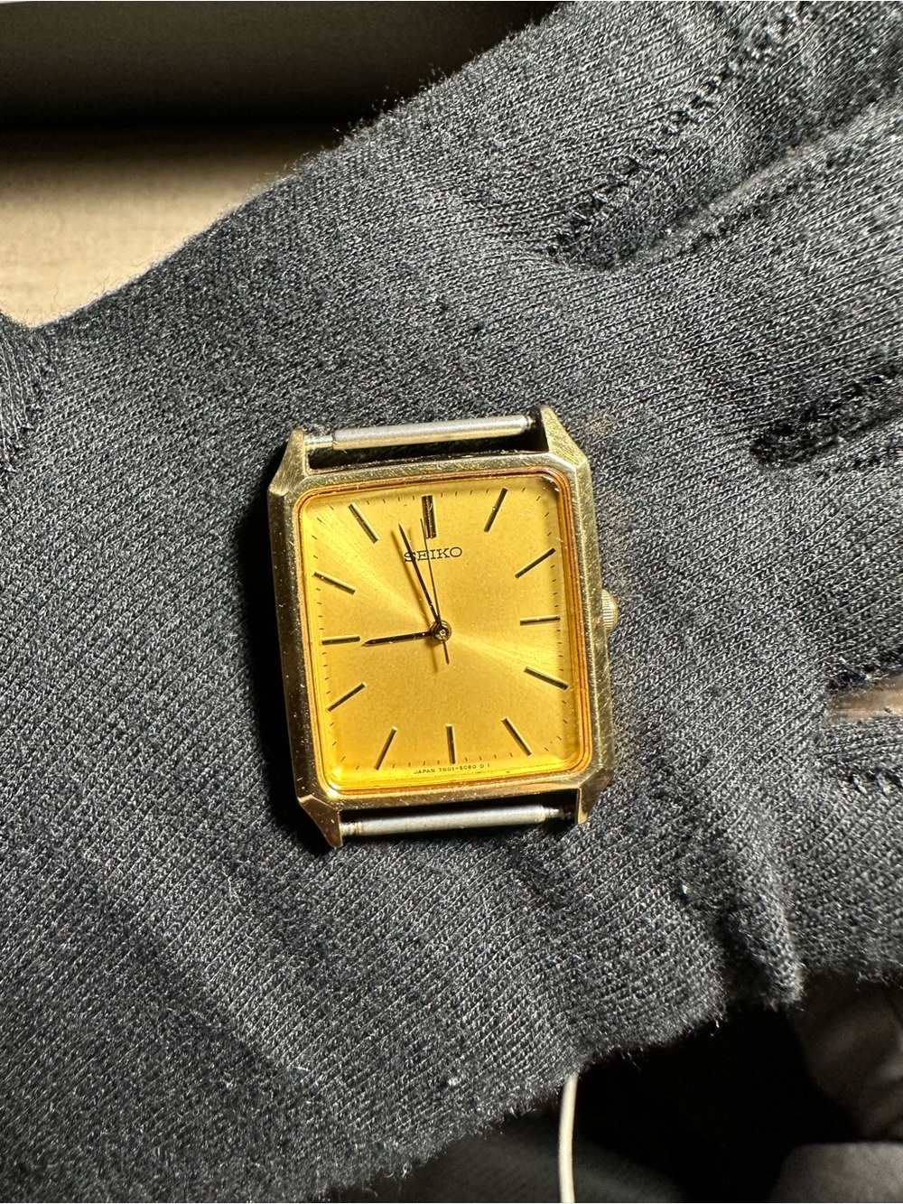 Seiko Gold-Tone Square Men's Dress Watch Head